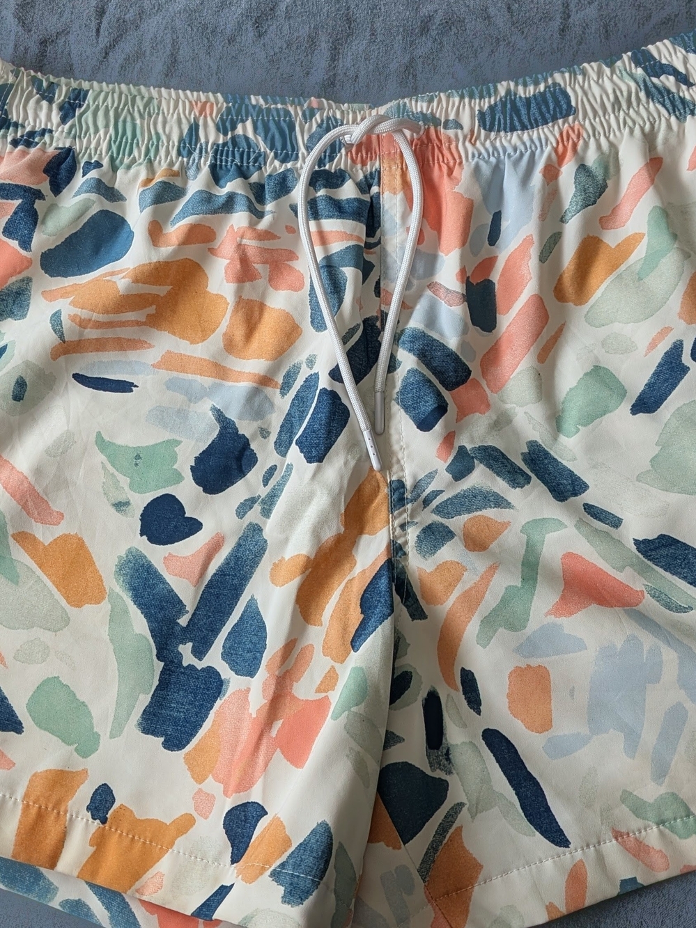 Abercrombie & Fitch Men's Abstract Multicolor Swim Trunks